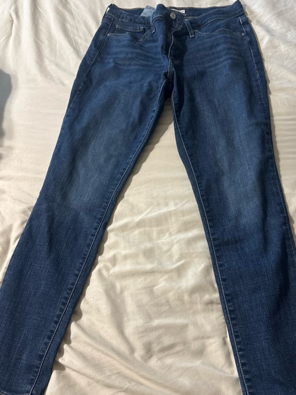 Levi’s Classic Dark Blue Women’s Slim Jeans